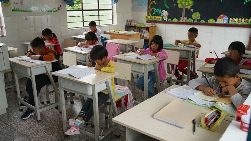 愛因森走進祿豐縣愛心捐贈 愛因森走進祿豐縣愛心捐贈